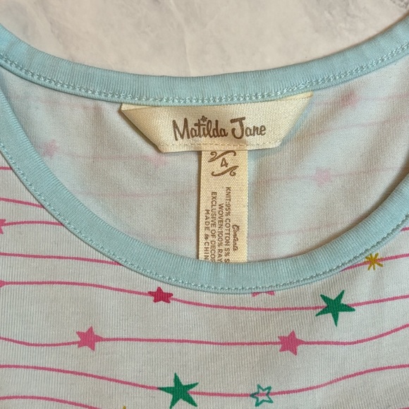 Subtle holiday tunic - Picture 3 of 4